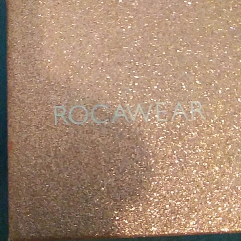 Gold Bangles Set(5) by RocaWear - Picture 4 of 6